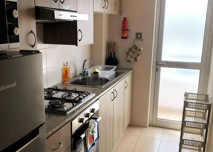 Mackenzie, * Larnaca